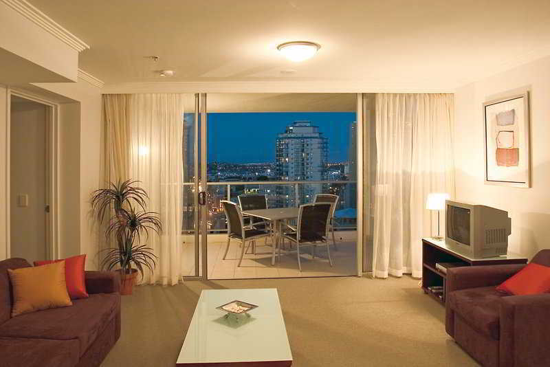 Oaks Brisbane Lexicon Suites الغرفة الصورة