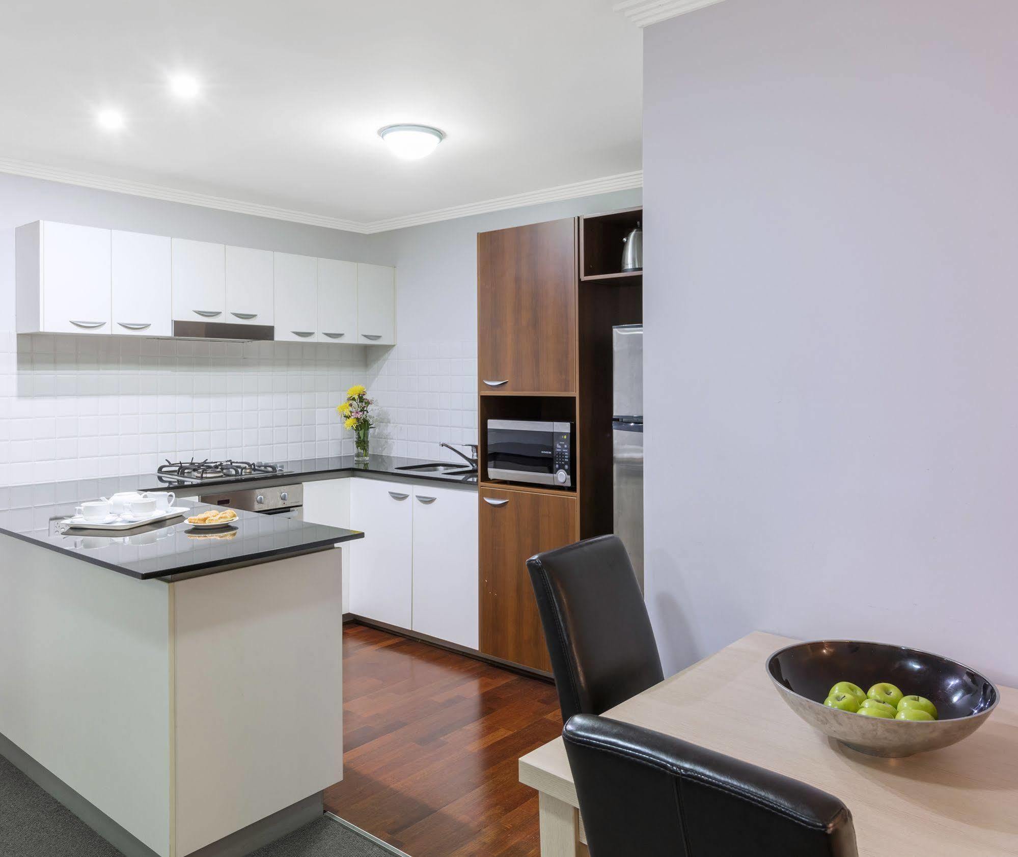 Oaks Brisbane Lexicon Suites المظهر الخارجي الصورة